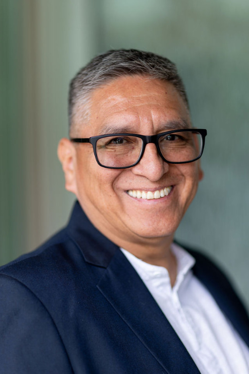 Jesús Vargas giving online Spanish class from Arizona